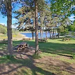 Chalet Au Bord Du De Lavalette *