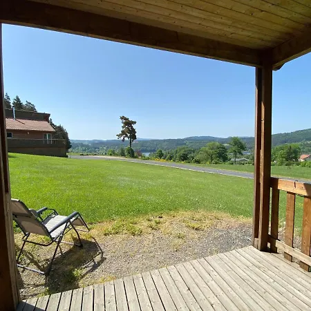 Chalet Au Bord De L’eau *