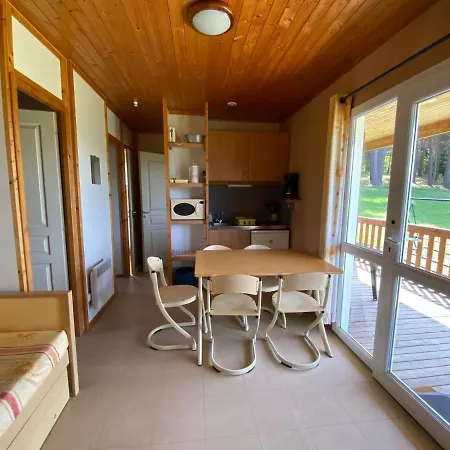 Au Bord De L’eau * Lapte